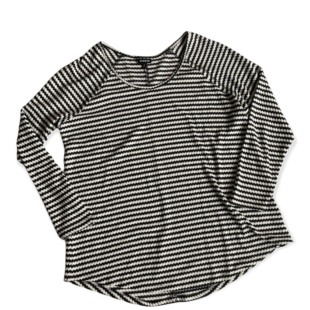 Torrid waffle tee - Picture 2 of 6